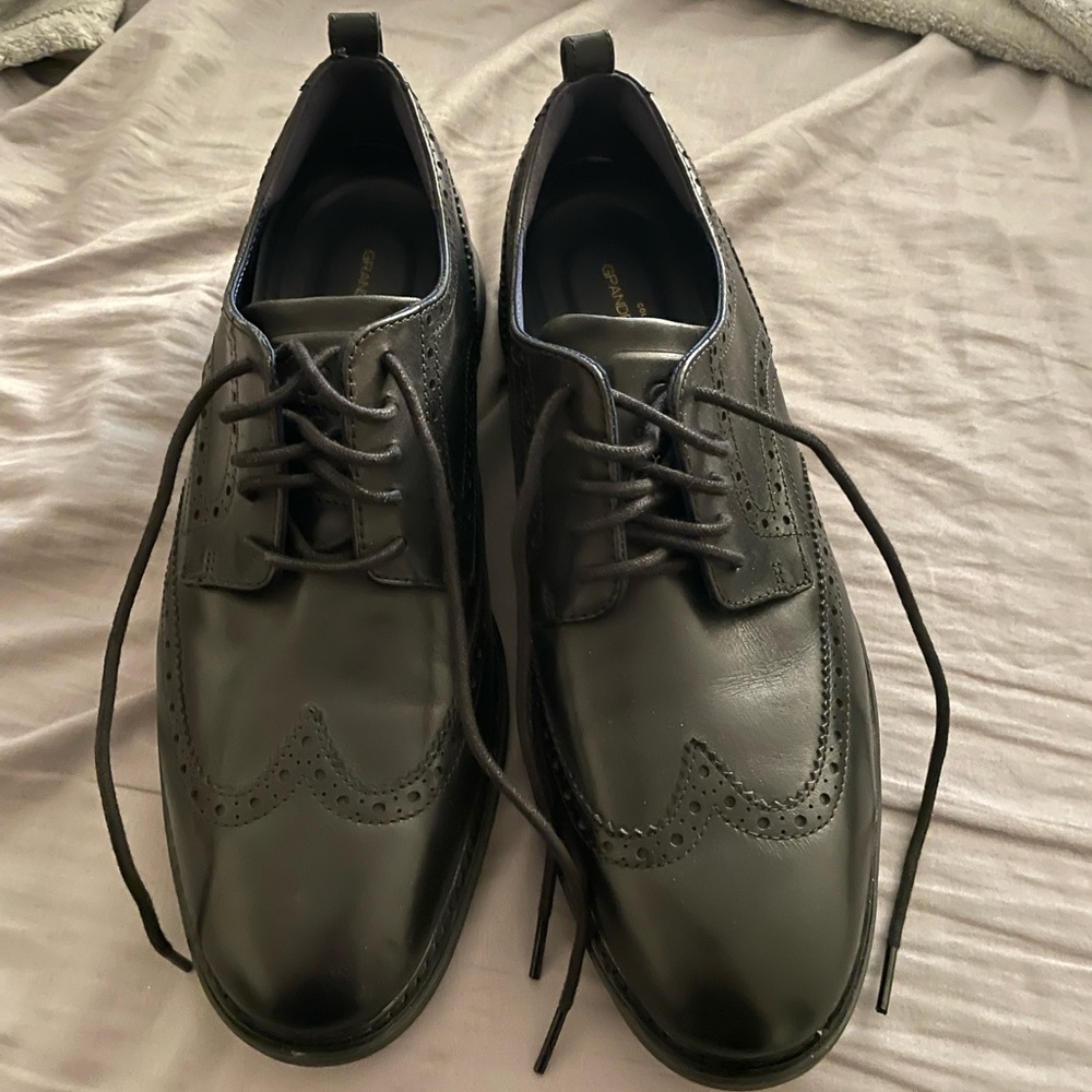 Cole Haan Mens dress shoes, size 12. New, gently used condition.